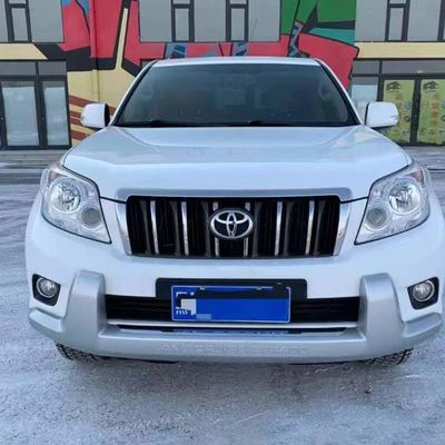 Το Toyota Land Cruiser Prado Series Body Kit με Lexus LM μπροστινό προφυλακτήρα και πλευρικές φούστες