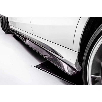 Βελτιώστε την εμφάνιση της Mercedes Benz W205 C205 Sport σας με πλευρικές φούστες από ανθρακονήματα