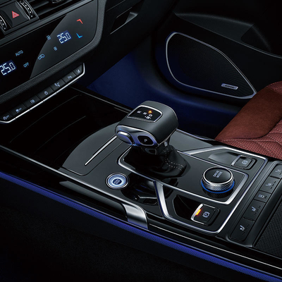 2023 185Kw Hongqi Luxury SUV Αυτοκίνητα Ηλεκτρική ρύθμιση του καθίσματος του οδηγού 7 Αριθμός μεταφοράς προς τα εμπρός