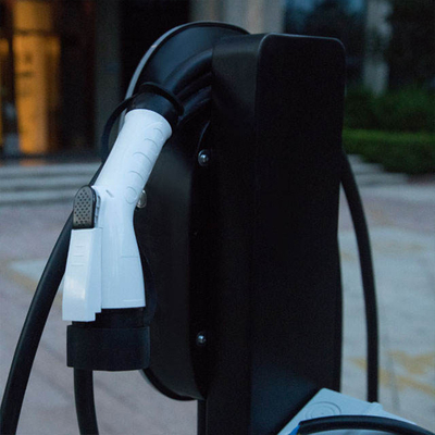 Τείχος 1 Φάσης EV φορτιστή τύπου 2 Box για ηλεκτρικά αυτοκίνητα Συχνότητα εισόδου 50/60Hz